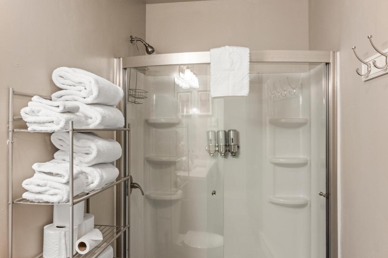 The Yellowstone Hideaway Unit A West Yellowstone Extérieur photo