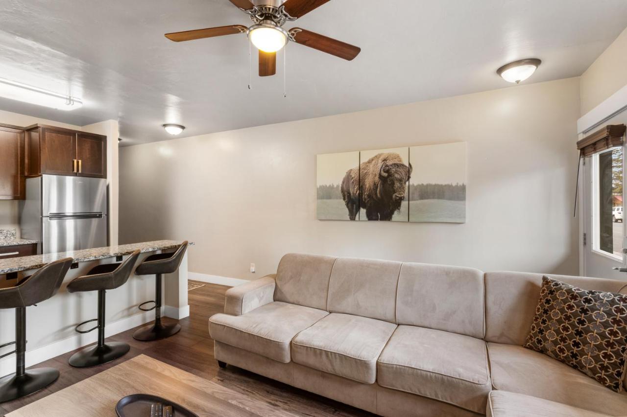 The Yellowstone Hideaway Unit A West Yellowstone Extérieur photo